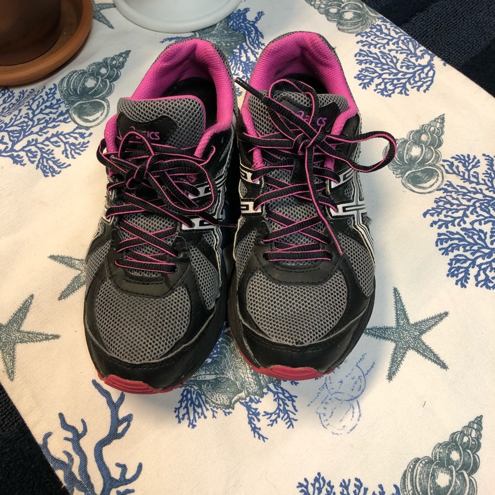 ASICS Running/ Cross Training Shoe